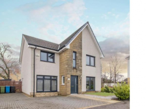 Pass the Keys Comfortable and Fabulous Family Home